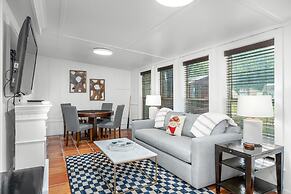 Pecan Retreat-half Mile to Main