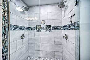 Luxury Lakefront Oasis With Boat Dock-firepit