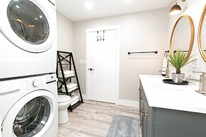 Luxury Retreat Cowboy Pool and Fire Pit With 6 Mins to Town