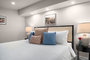 Luxury Retreat Cowboy Pool and Fire Pit With 6 Mins to Town