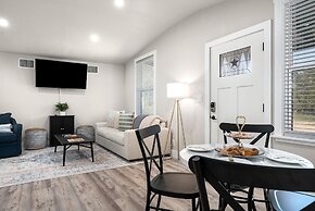 Luxury Retreat Cowboy Pool and Fire Pit With 6 Mins to Town