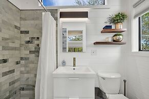 Selena-romantic Tiny Home-firepit