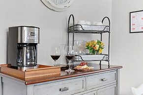 New! Charming Home Just 4 Blks From Main St!