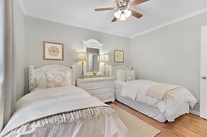 New! Charming Home Just 4 Blks From Main St!