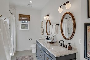 Gorgeous Home With Hot Tub 5min From the River