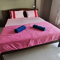 Haad Rin Village Fullmoon