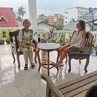 Haad Rin Village Fullmoon