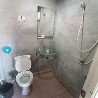 Haad Rin Village Fullmoon