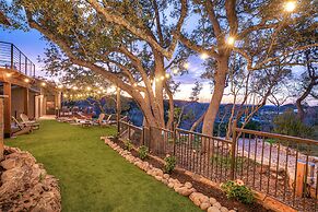 Luxury Hill Country Villa With Pool-hot Tub-views