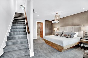 Luxury Hill Country Villa With Pool-hot Tub-views