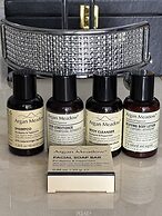 Luxurious two Bedrooms Apartment Slough