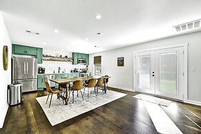 Olive St Ranch With Hottub-grill and Party Barn