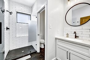 Olive St Ranch With Hottub-grill and Party Barn