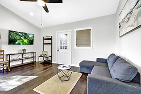 Olive St Ranch With Hottub-grill and Party Barn