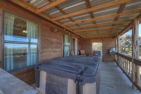 Rocky Ridge Cedar Cabin With Hot Tub & Amazing Views