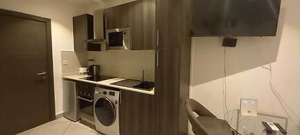 Bizzi studio ad Legationis Hortos