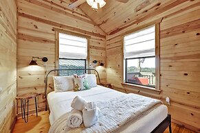 Rockyridge Cabin-hill Country Views-20 min to Fred