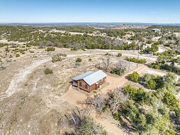 Rockyridge Cabin-hill Country Views-20 min to Fred