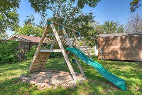 Stylish Home - Lrg Yard With Games Grill & Hot Tub