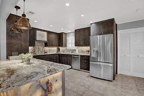 Candlelight Cove W/firepit