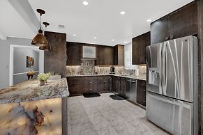 Candlelight Cove W/firepit