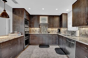 Candlelight Cove W/firepit