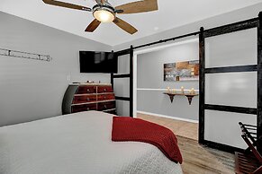 Candlelight Cove W/firepit