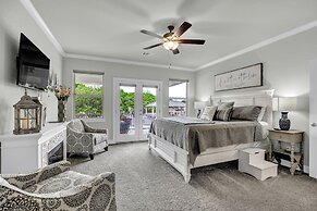 Stunning Luxury Home on Lake Lbj!