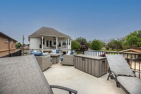 Stunning Luxury Home on Lake Lbj!