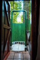 Natural Green Lodge