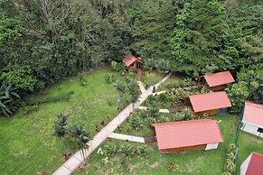 Natural Green Lodge