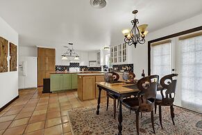 Casa Bonita: Scenic Hill Country Views!