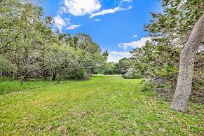 Canyon Lake Grill and Firepit Walk to Lake