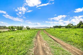 Canyon Lake Grill and Firepit Walk to Lake