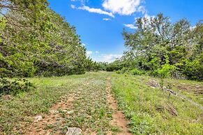 Canyon Lake Grill and Firepit Walk to Lake