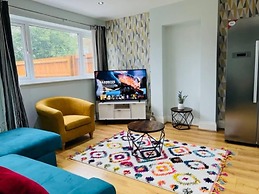 Overbury Lodge, Birmingham With Free Parking