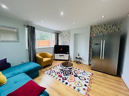 Overbury Lodge, Birmingham With Free Parking