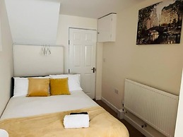 Overbury Lodge, Birmingham With Free Parking
