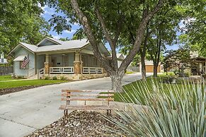 Blue Haus Hot Tub-fire Pit-game Room Walk to Main