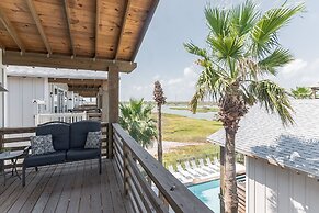 Marvelous Beach Home 2min From Beach