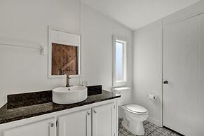 Comfort Charmmini Putting Greengame Roomgrill5