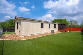 Comfort Charmmini Putting Greengame Roomgrill5