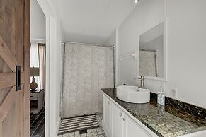 Comfort Charmmini Putting Greengame Roomgrill5