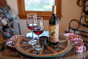 Texas Charm Texana - 15 min Walk to Main