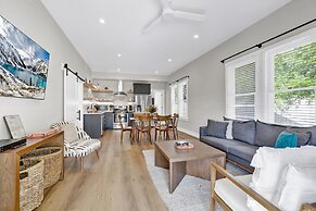 The Grove-a Charming Cottage - 2 Blks to Main St