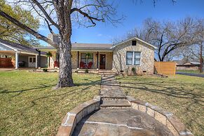 Bell Haus 15 Minute Walk to Main