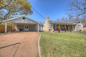 Bell Haus 15 Minute Walk to Main