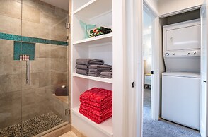 Luxurious & Spacious Ocean Vistas