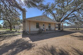 Willies House With Country Views - Shared Party Barn