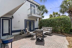 Sea La Vie in Miramar Beach